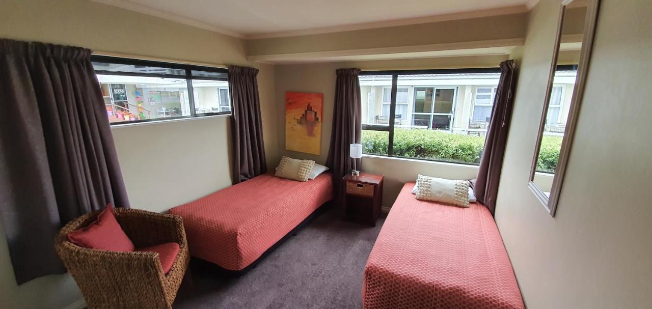 Accent On Taupo Motor Lodge Екстер'єр фото