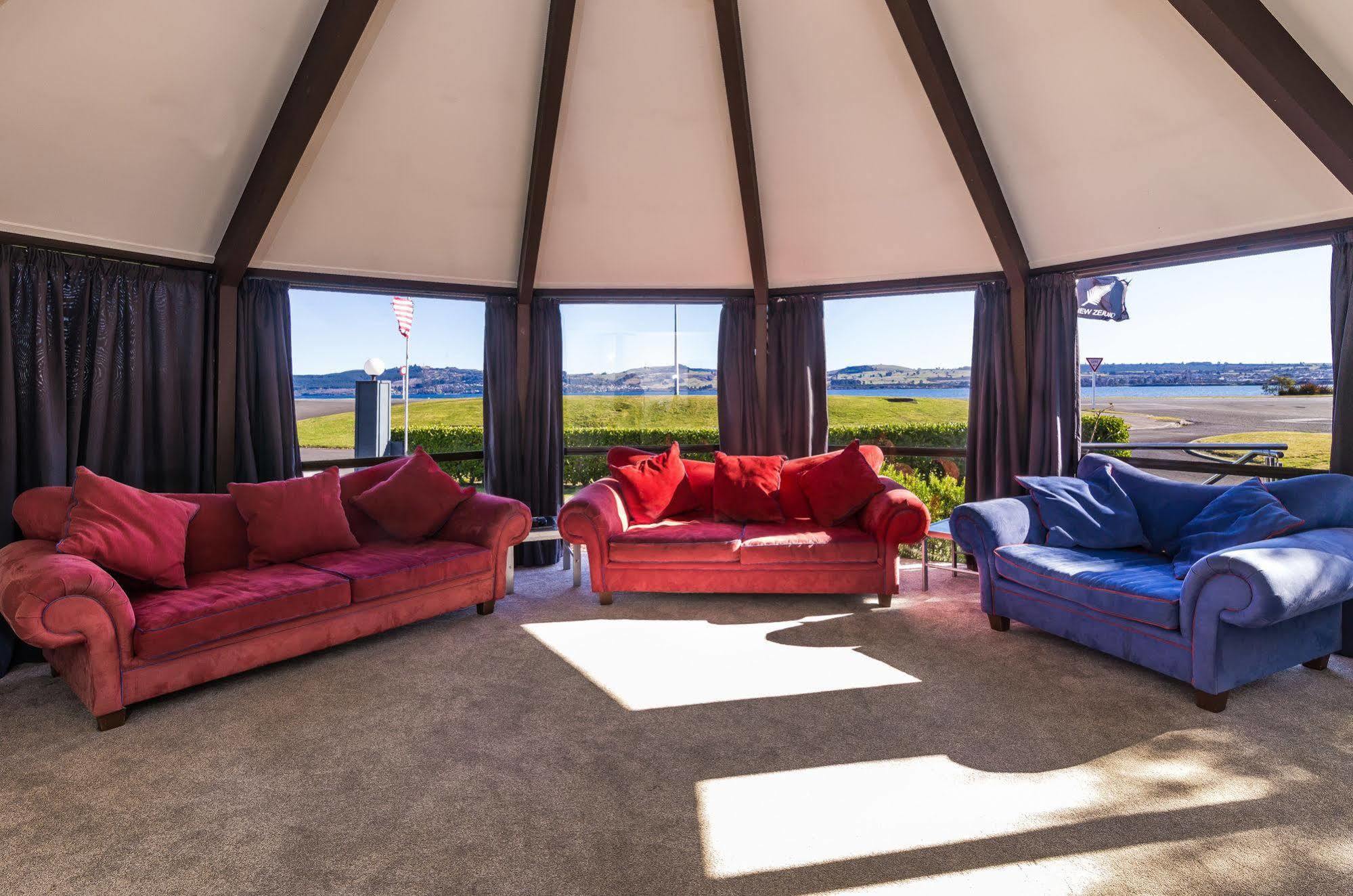 Accent On Taupo Motor Lodge Екстер'єр фото